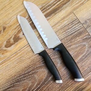 2 Core Kitchen Knives